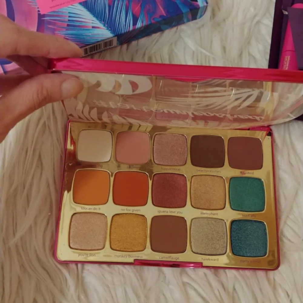 💖FIRM! NWT TARTE UNLEASHED EYESHADOW PALETTE WITH TRAVEL SIZE BIG EGO MASCARA